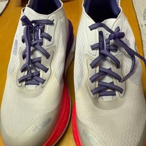 Cloves nursing shoes Supercush Alto